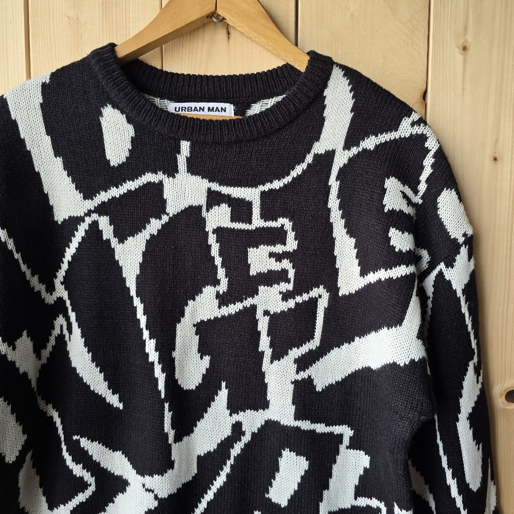 Urban Man Graffiti Print Knit Acrylic Crewneck Sweater Black White Mens Medium - Picture 5 of 9